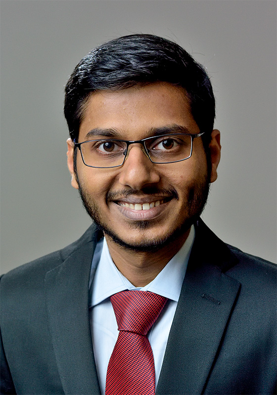 Head shot of Ashish Kulkarni