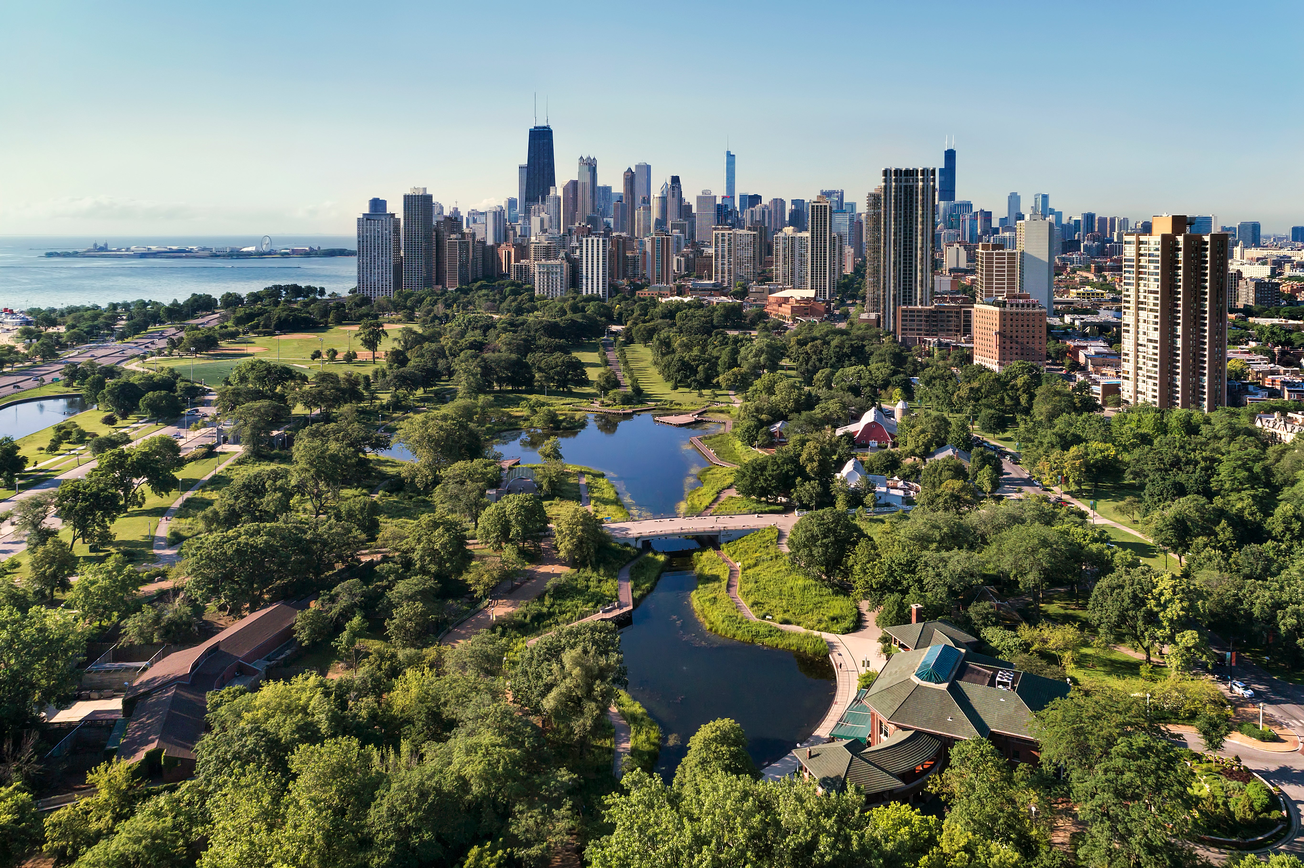 Aerial view of Lincoln Park Zoo in downtown Chicago