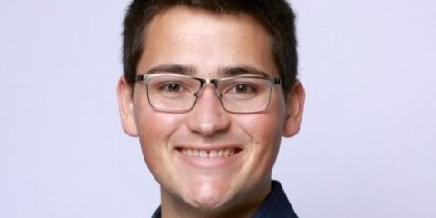 Head shot of Seth Croslow