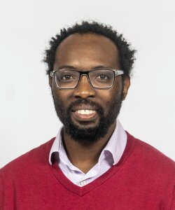 Profile picture for Lloyd Munjanja