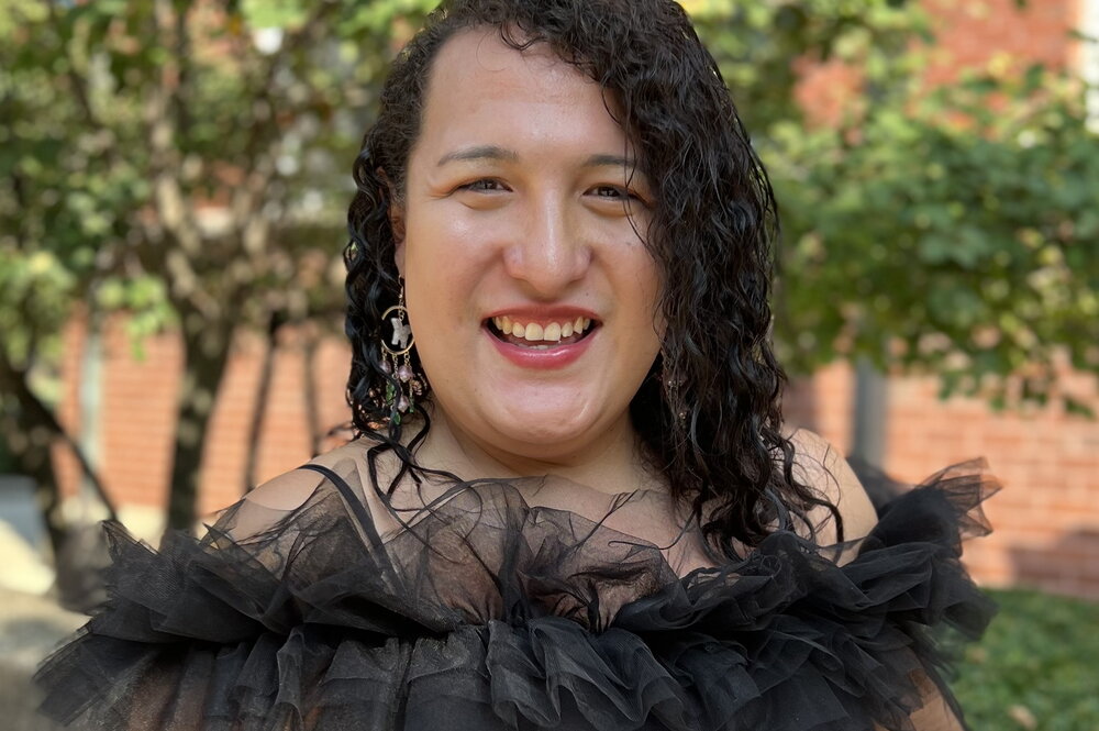 Portrait of Raylene Gomez Hernandez with an outdoor background