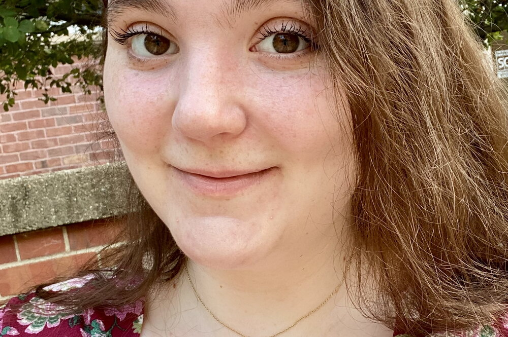 Head shot of Anna DeBernardo in an outdoor setting