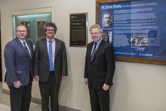 Peter Dorhout (2018 President, ACS), Jonathan Sweedler (Director, School of Chemical Sciences) & Andreas Cangellaris (Provost, University of Illinois)