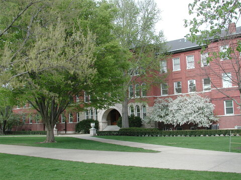Front entrance of Noyes Laboratory