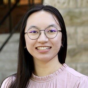 Head shot of Joanna Vo