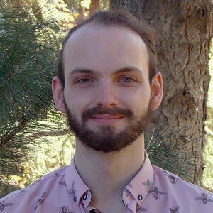 Head shot of Jack D'Amelio in an outdoor setting