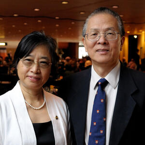 Xiaoming Chen, and her husband, Dr. Peixin He headshot