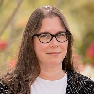 Head shot of Catherine J. Murphy