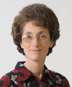 Head shot of Nancy Makri